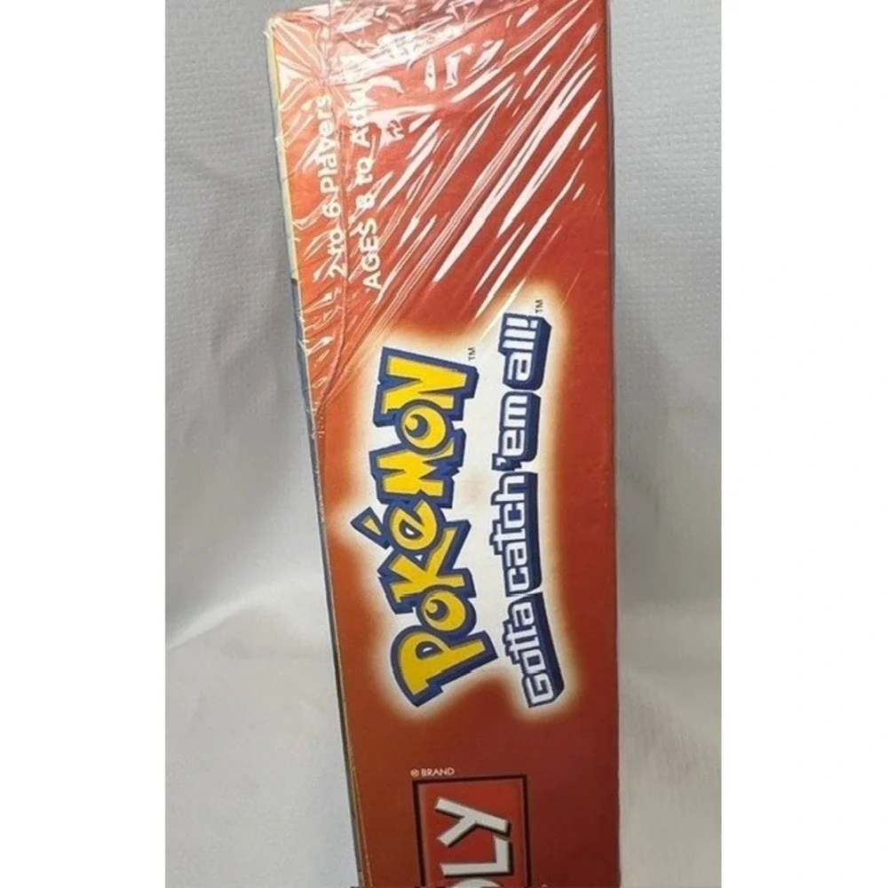 Monopoly Pokemon Kanto Edition Board Game USAopoly Charizard Blastoise New Seal - Picture 8 of 11